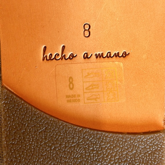 NWT Beek by Two Birds Silver Woven Sandal - Picture 12 of 12